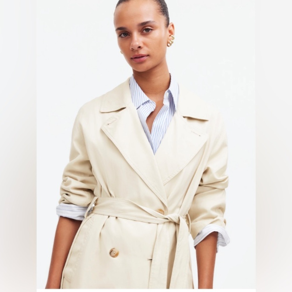 Madewell Belted Trench Coat in Drapey Twill